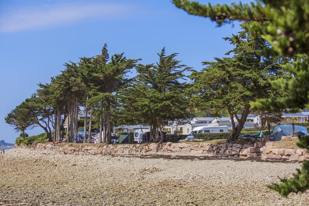 Trélévern Camping Rcn Port L'Epine מראה חיצוני תמונה
